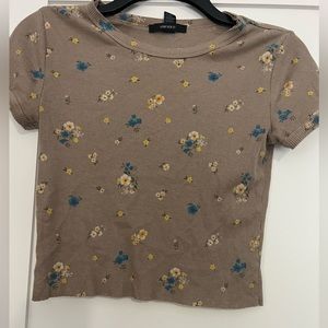 Women’s cropped tee, forever 21, medium